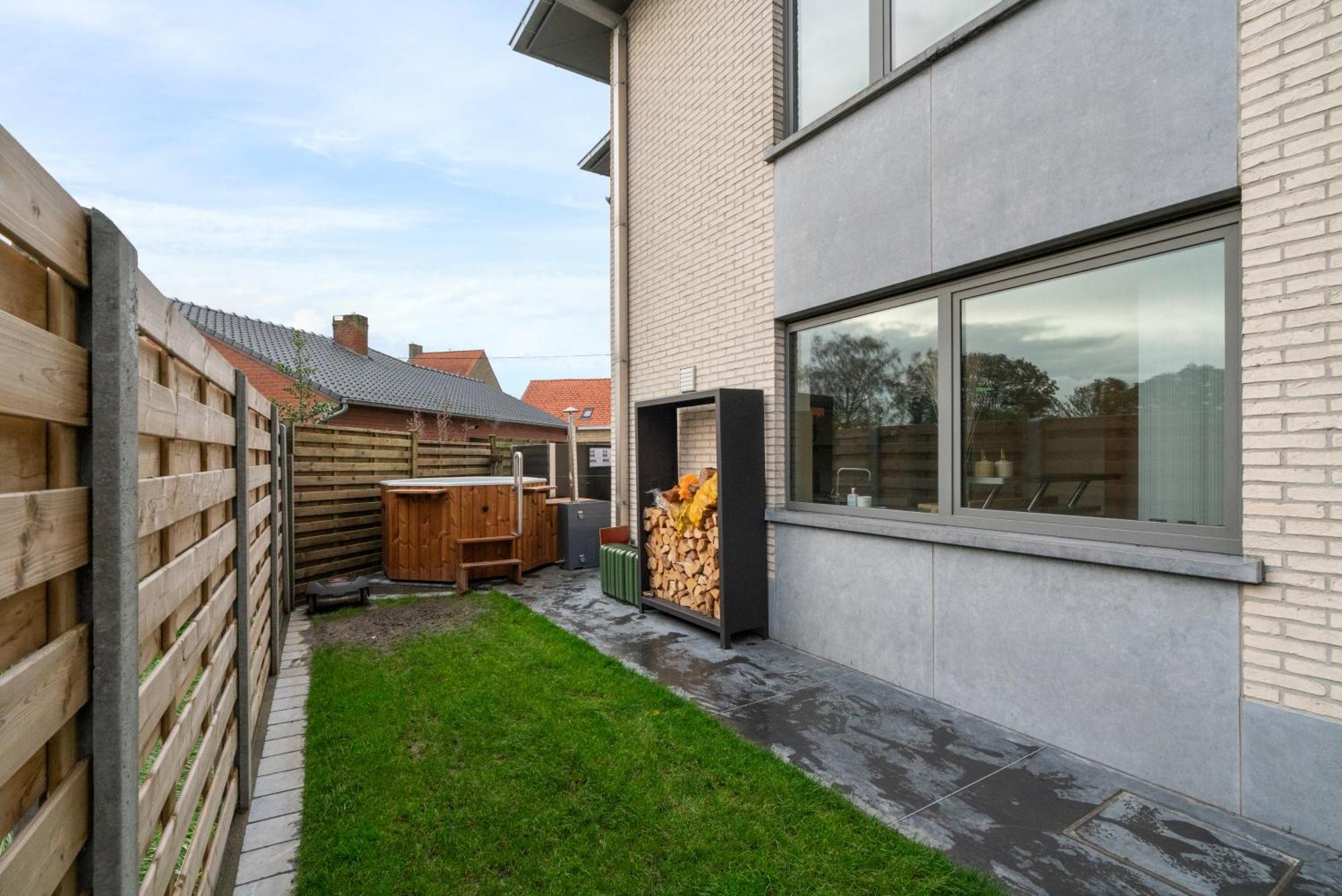 J And R Flanders Fields Homes *